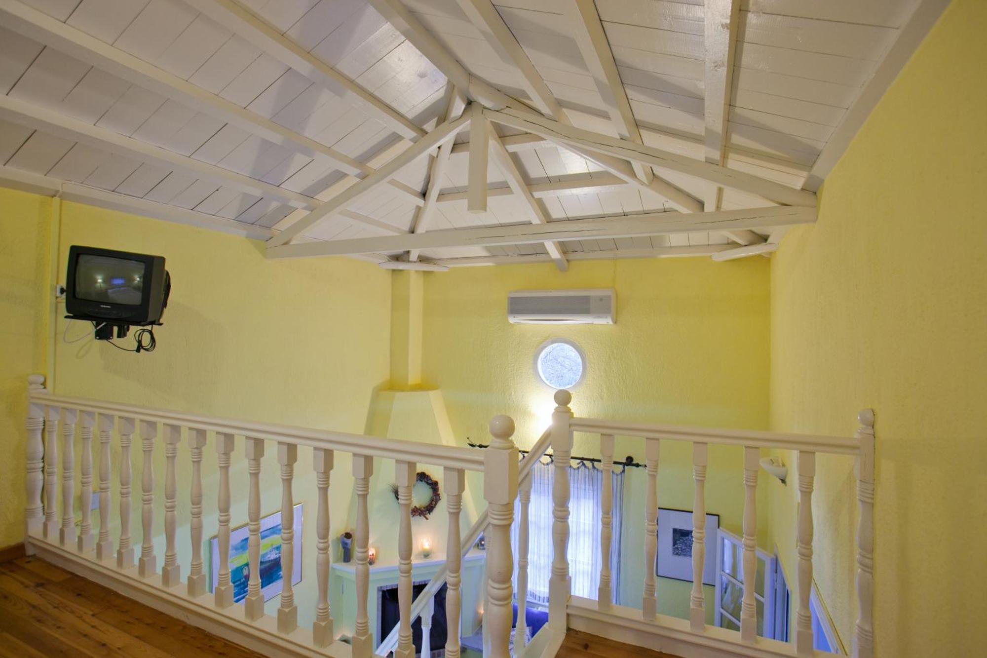 סקופלוס טאון Aretousa Studios & Apartments מראה חיצוני תמונה