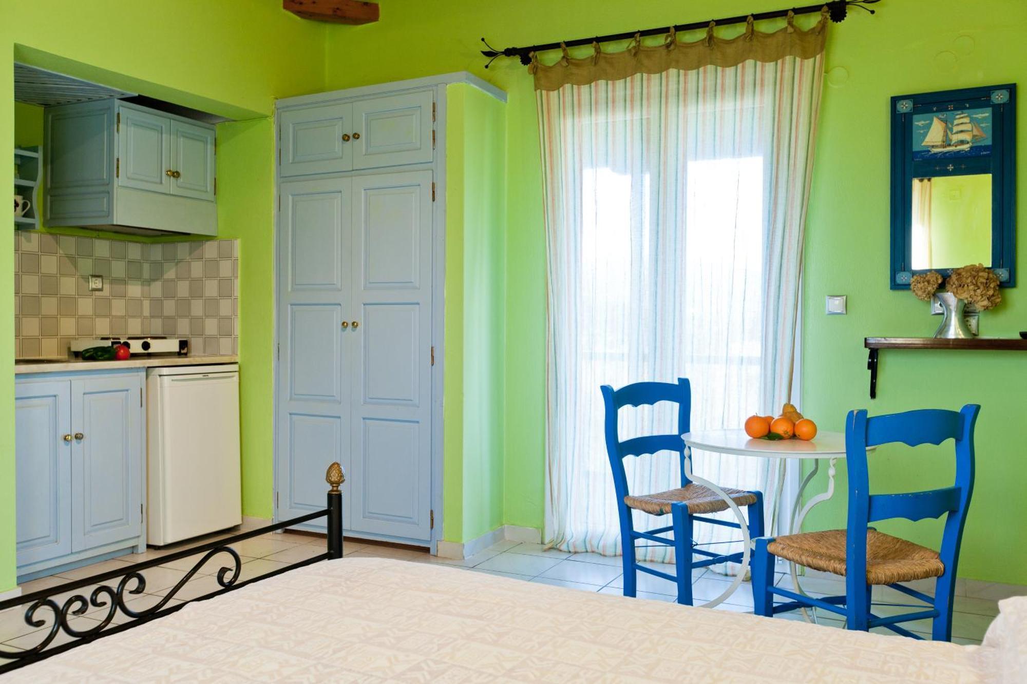סקופלוס טאון Aretousa Studios & Apartments מראה חיצוני תמונה